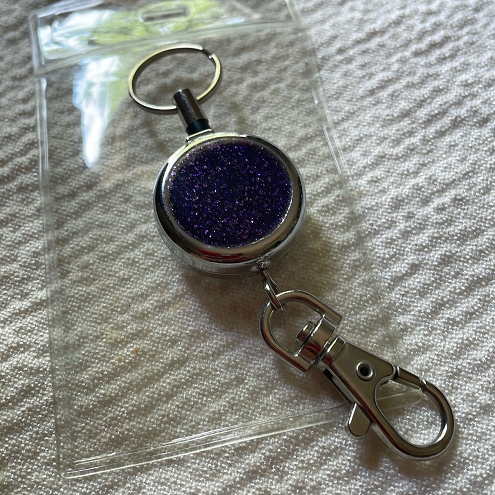 Retractable Bling ID/Key holder